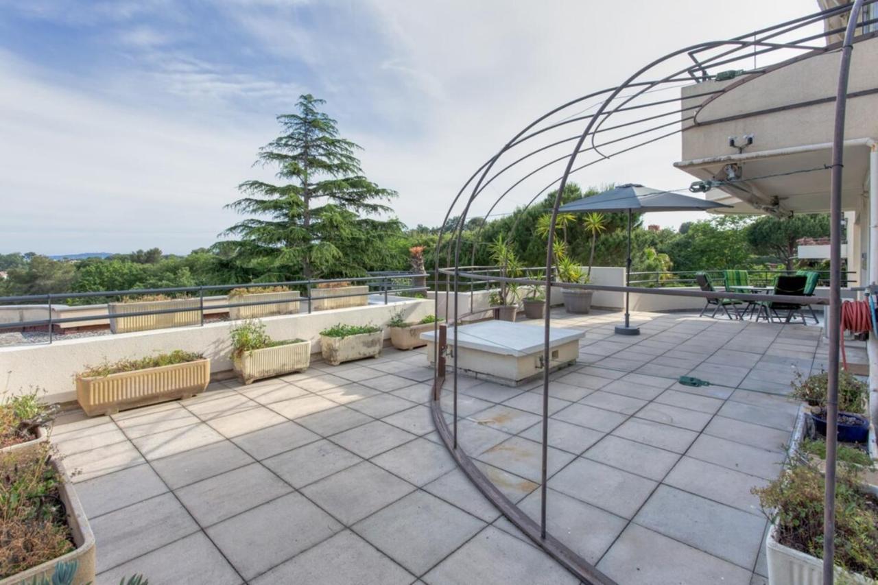Villeneuve Des Anges 卢贝新城 外观 照片